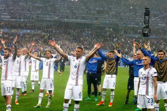  欧洲杯预选赛激战，死亡小组竞争惨烈  