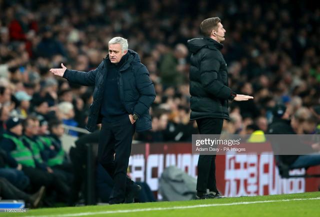  穆塞蒂新生代黑马逆袭击败前十选手