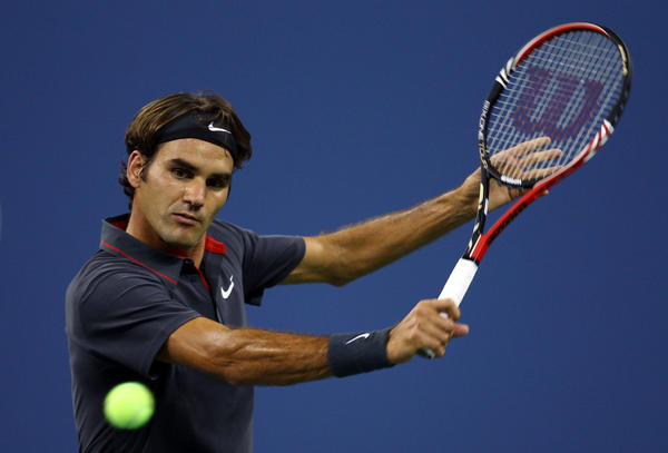 费德勒告别赛引泪目,球迷致敬传奇时刻