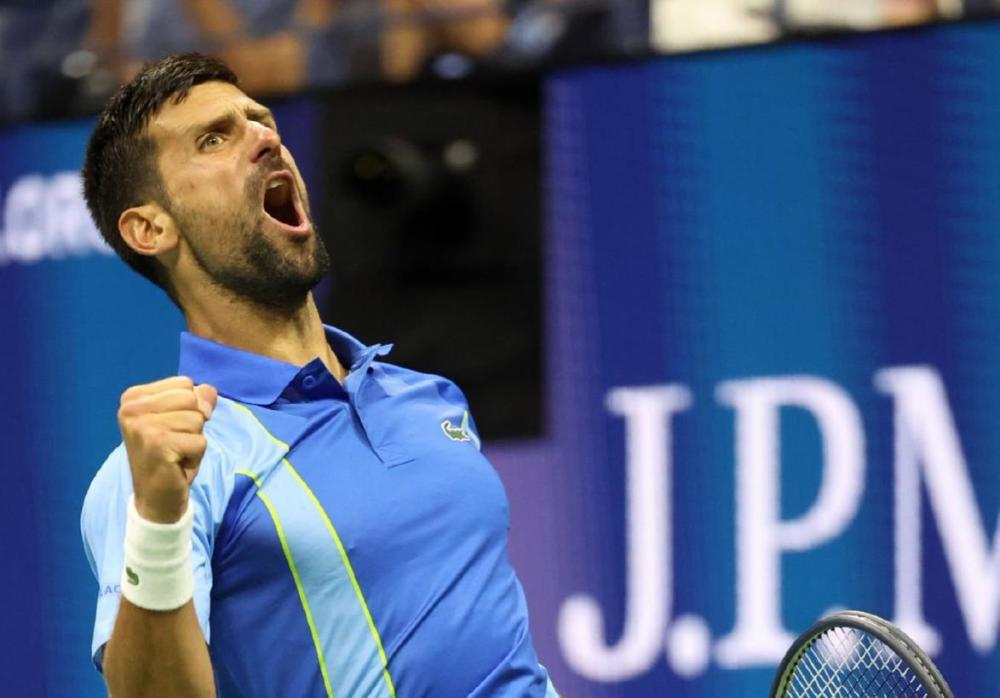  萨巴伦卡发球制胜，轻取对手闯入四强